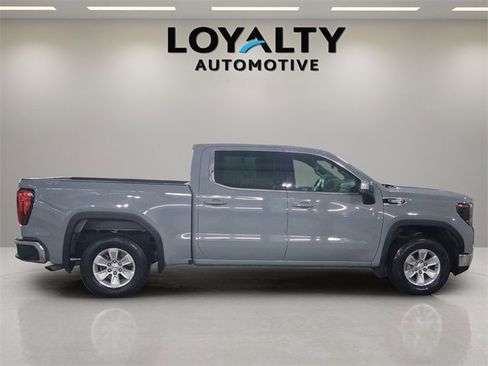 Used 2024 GMC Sierra 1500 SLE image 6