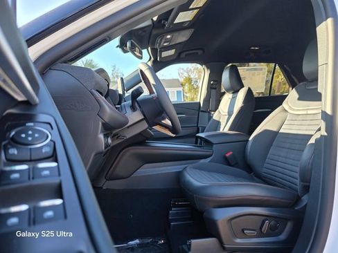 New 2026 Ford Explorer ST-Line w/ ST-Line Street Pack RWD image 10