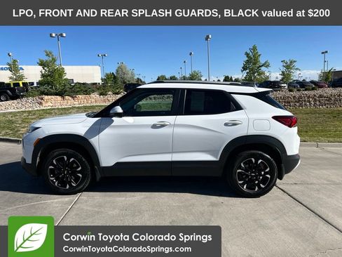 Used 2022 Chevrolet TrailBlazer LT AWD/4WD image 4