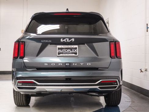 Used 2022 Kia Sorento EX FWD image 39