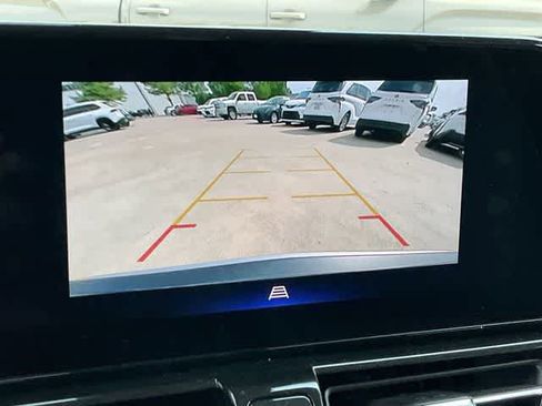 Used 2025 Chevrolet TrailBlazer LT FWD image 21