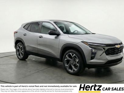 Used 2025 Chevrolet Trax LT