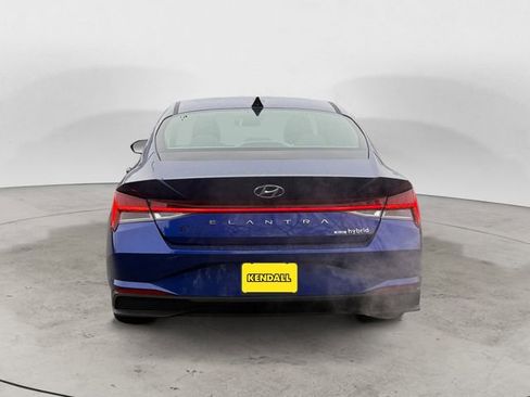Certified 2023 Hyundai Elantra Blue image 4
