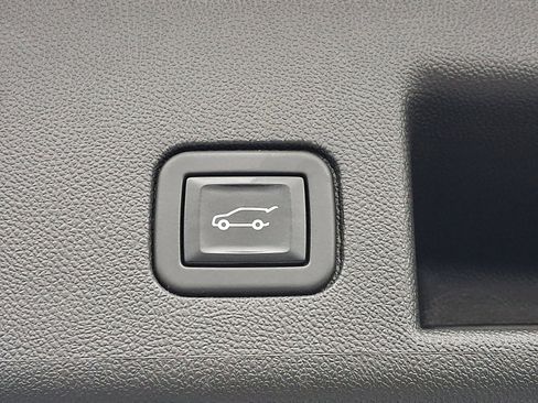 Certified 2022 Chevrolet Equinox LT image 29