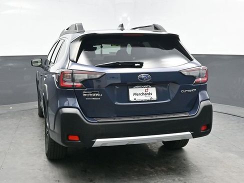 Used 2023 Subaru Outback Limited image 5