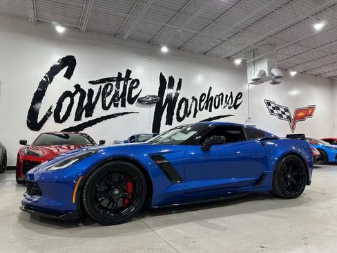 Used 2019 Chevrolet Corvette Z06 image 1