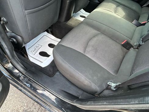 Used 2014 Dodge Avenger SE w/ Blacktop Package FWD image 9