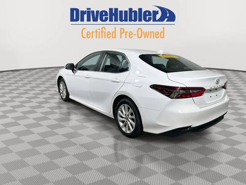Used 2024 Toyota Camry LE image 6