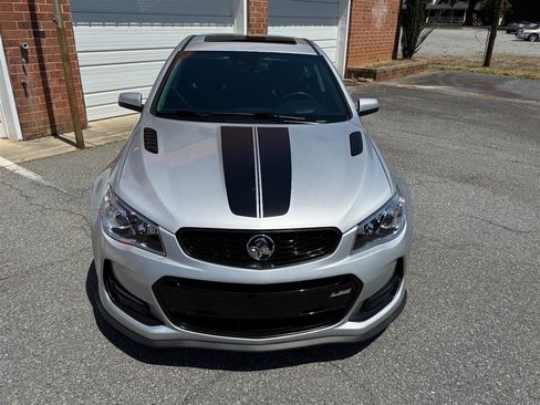 Used 2017 Chevrolet SS RWD image 9