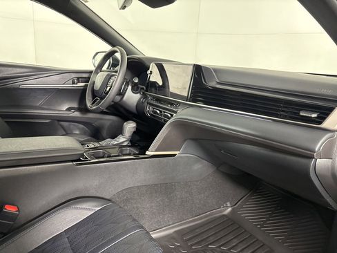 Used 2025 Toyota Camry XSE image 31