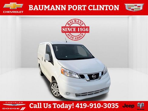 Used 2019 Nissan NV200 SV image 1