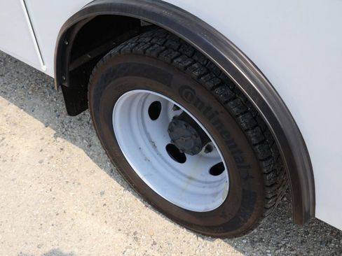 New 2024 Ford F550 XL image 13