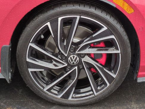 Used 2024 Volkswagen GTI Autobahn image 13