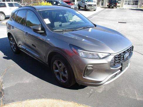 Used 2024 Ford Escape ST-Line w/ Tech Pack #1 image 2