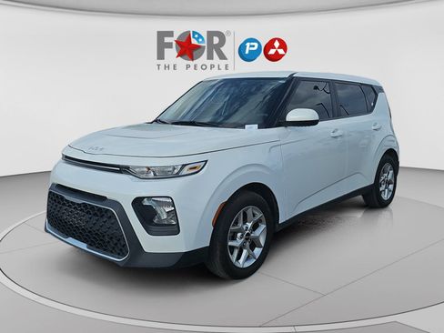 Used 2022 Kia Soul LX w/ Technology Package FWD image 22