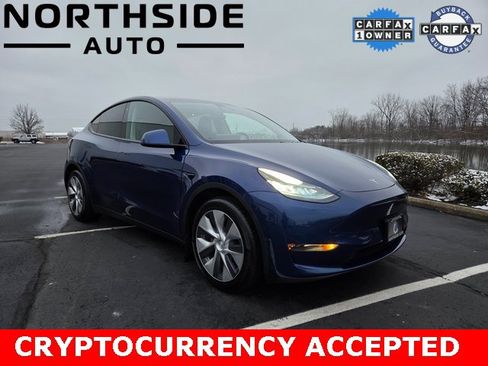 Used 2020 Tesla Model Y Long Range image 1