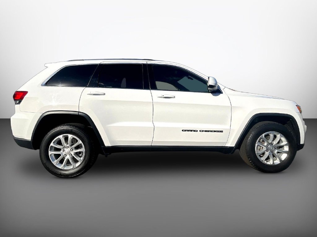 Used 2021 Jeep Grand Cherokee Laredo AWD/4WD image 8