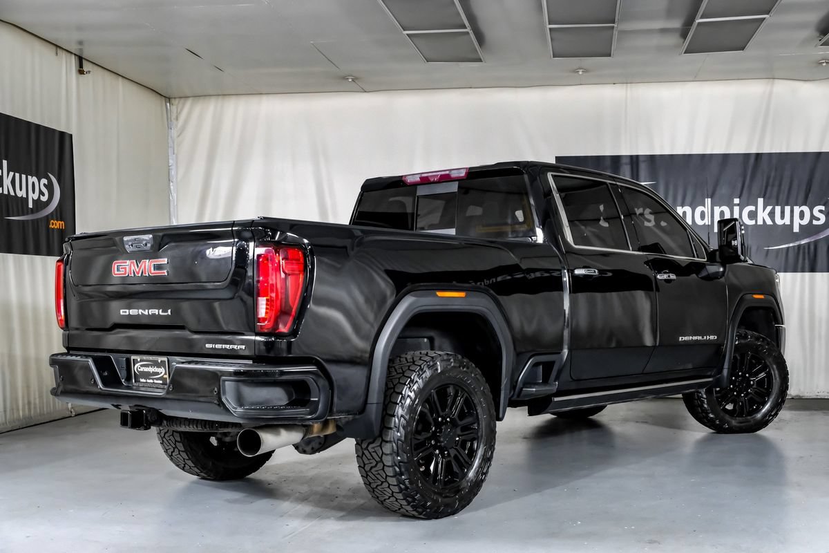Used 2022 GMC Sierra 2500 Denali w/ Denali Black Diamond Edition AWD/4WD image 8