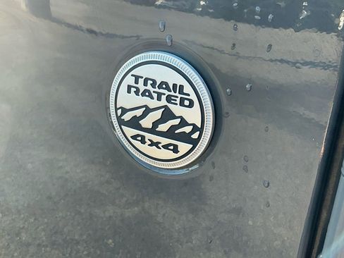 Used 2020 Jeep Wrangler Sport image 16