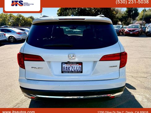 Used 2017 Honda Pilot Touring image 6