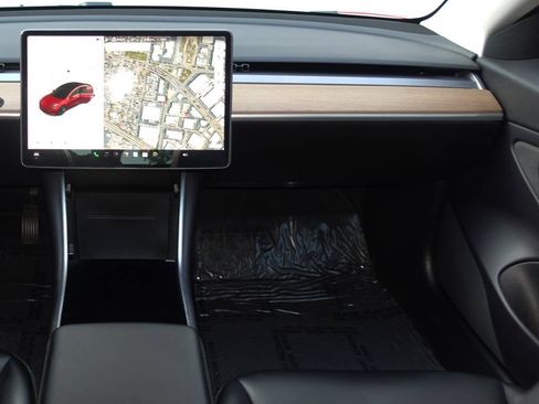 Used 2019 Tesla Model 3 Standard Range Plus RWD image 33