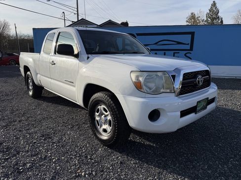 Used 2011 Toyota Tacoma 2WD Access Cab w/ SR5 Pkg #2 image 1