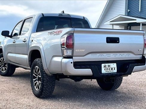 Used 2023 Toyota Tacoma TRD Sport w/ Advanced Technology Package AWD/4WD image 4