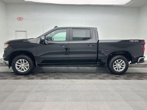 New 2026 Chevrolet Silverado 1500 LT image 2