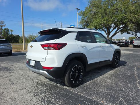Used 2022 Chevrolet TrailBlazer LT w/ Convenience Package image 4