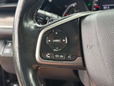 Used 2018 Honda Civic Sport image 25
