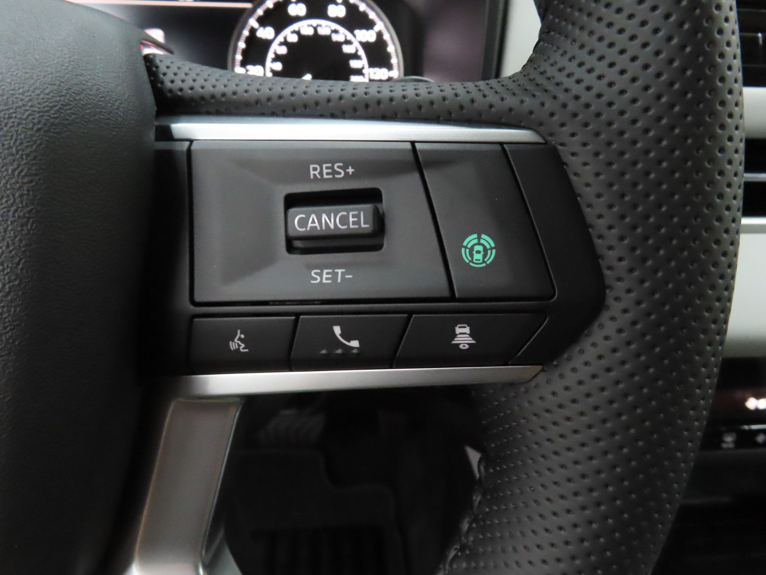 New 2026 Mitsubishi Outlander SE FWD image 13
