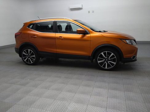 Used 2017 Nissan Rogue Sport SL w/ SL Premium Package image 11