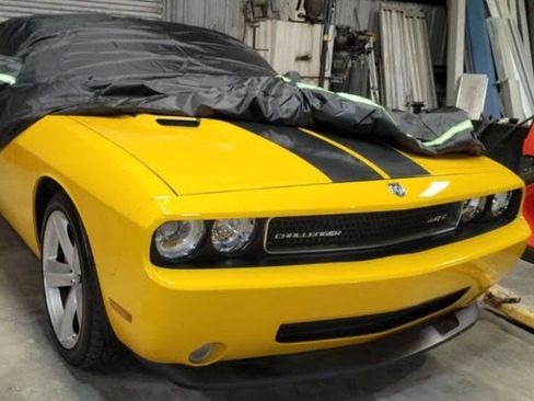 Used 2010 Dodge Challenger SRT8 w/ SRT Option Group II image 3
