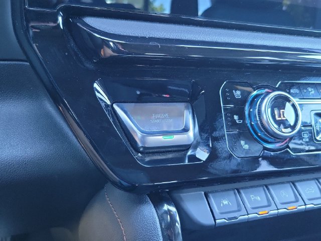 Used 2024 GMC Sierra 1500 AT4 w/ Technology Package AWD/4WD image 24