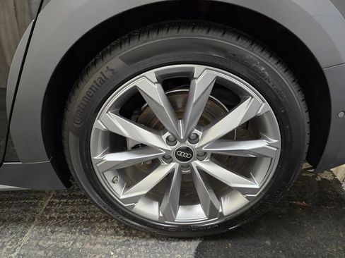 Used 2024 Audi A6 Premium Plus image 14