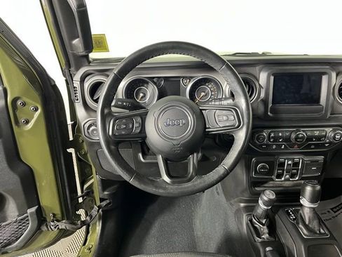 Used 2022 Jeep Wrangler Unlimited Sport AWD/4WD image 17