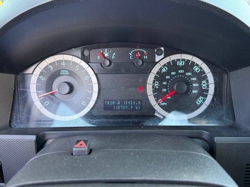 Used 2011 Ford Escape Limited w/ 301A Rapid Spec Order Code AWD/4WD image 18