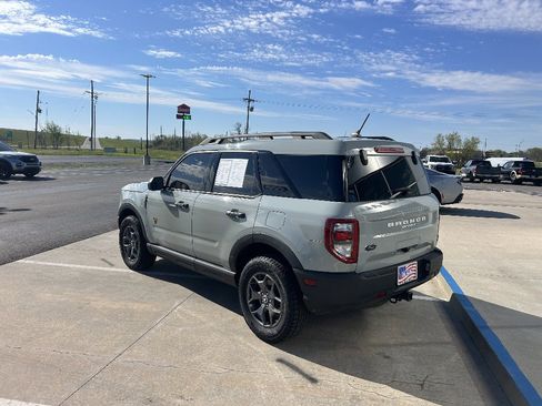 Used 2023 Ford Bronco Sport Badlands image 3