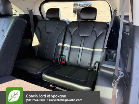Used 2022 Kia Sorento S w/ Panoramic Sunroof Package AWD/4WD image 14
