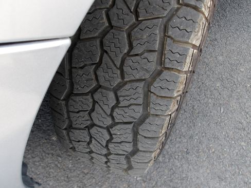 Used 2012 Ford Escape XLT image 23