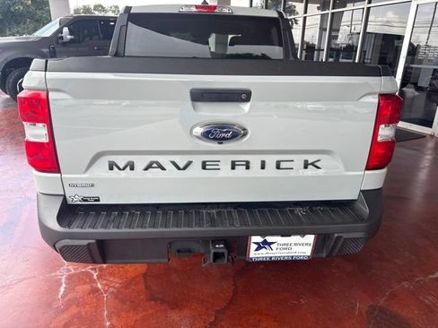 Used 2023 Ford Maverick XLT w/ XLT Luxury Package FWD image 4