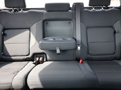 Used 2023 GMC Sierra 1500 Elevation image 37