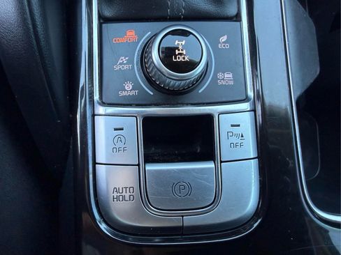 Used 2020 Kia Telluride S AWD/4WD image 28
