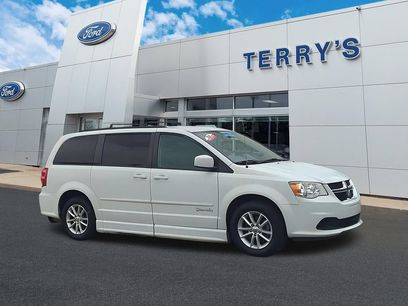 Used 2016 Dodge Grand Caravan SXT w/ Rear Park Assist Package
