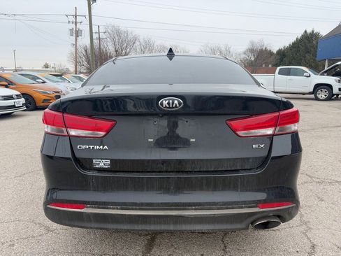 Used 2017 Kia Optima EX image 5