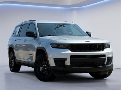 Used 2024 Jeep Grand Cherokee L Laredo