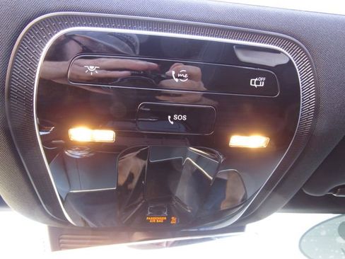 Certified 2022 Mercedes-Benz SL 63 AMG 4MATIC w/ Driver Assistance Package image 23