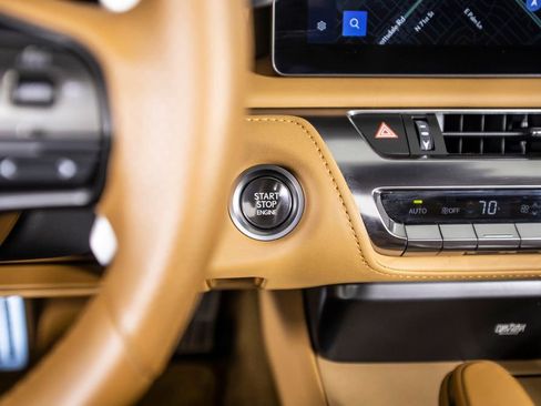 Used 2025 Lexus LC 500 Convertible w/ Touring Package image 38