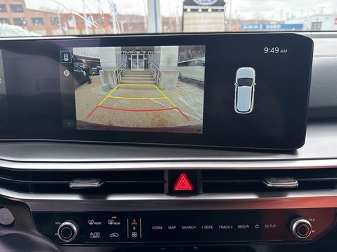 Used 2025 Kia Sorento S image 38