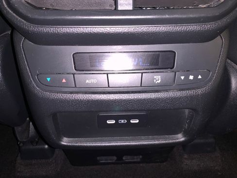 Used 2024 Honda Pilot EX-L image 58